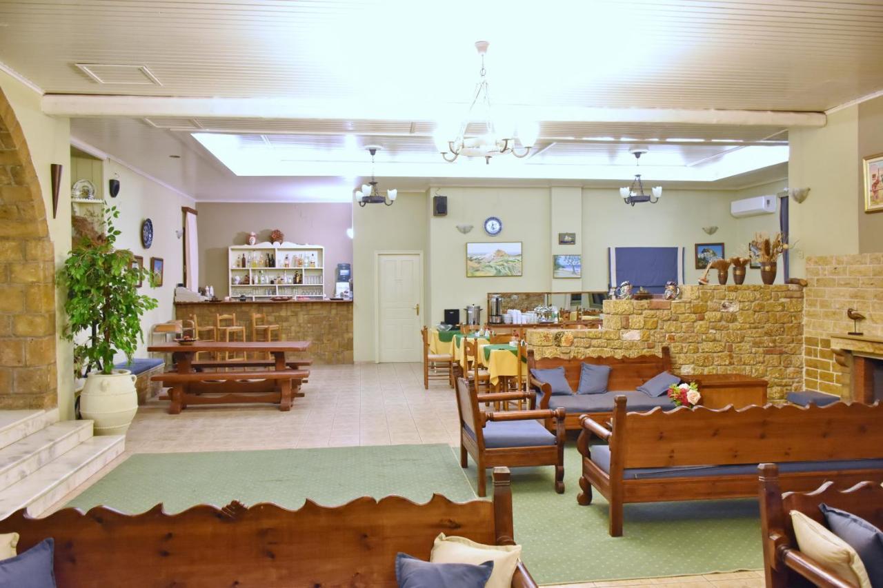 Achilleion Hotel Skyros Ngoại thất bức ảnh