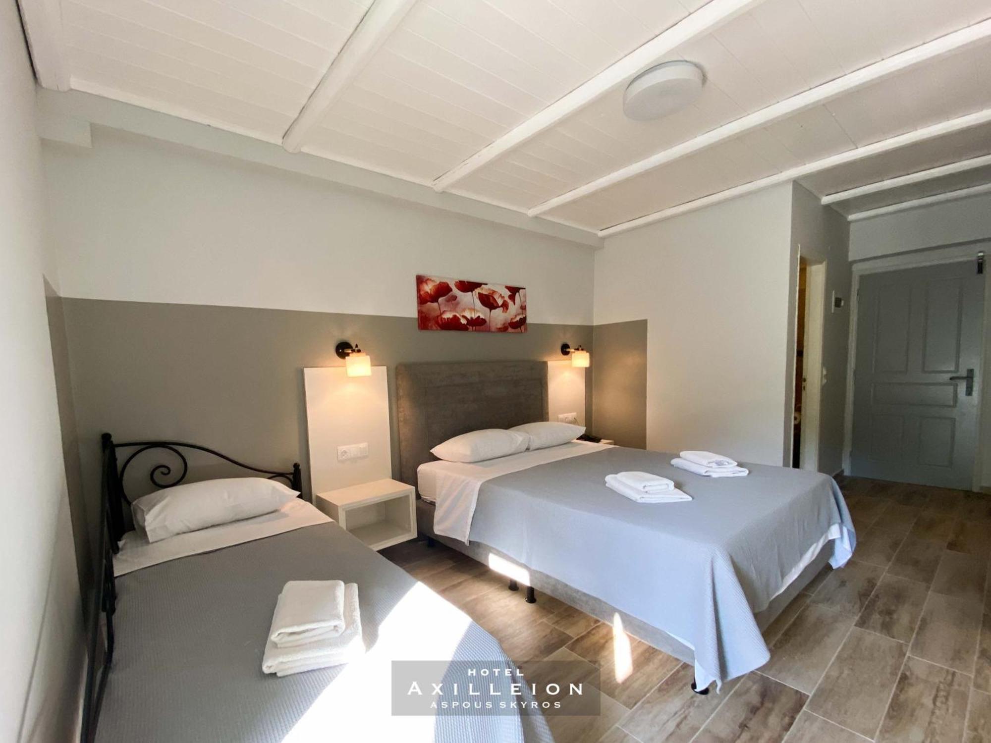 Achilleion Hotel Skyros Ngoại thất bức ảnh